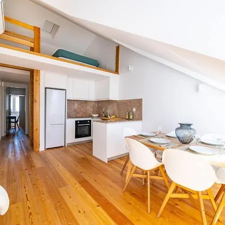 Amaro Iii - Stunning Penthouse In Alcantara リスボン
