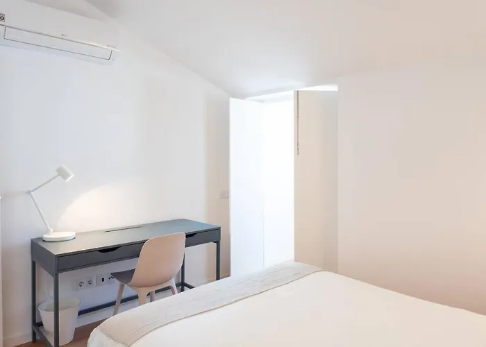 Amaro Iii - Stunning Penthouse In Alcantara Appartement