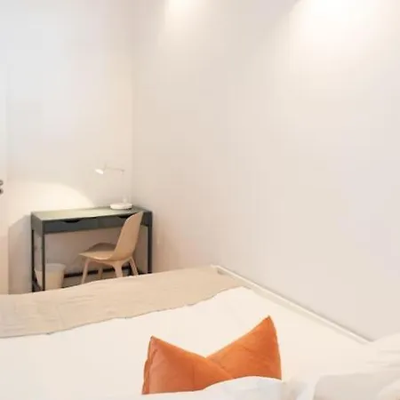Amaro Iii - Stunning Penthouse In Alcantara Διαμέρισμα *